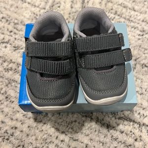 Stride Rite Sneakers size 3.5